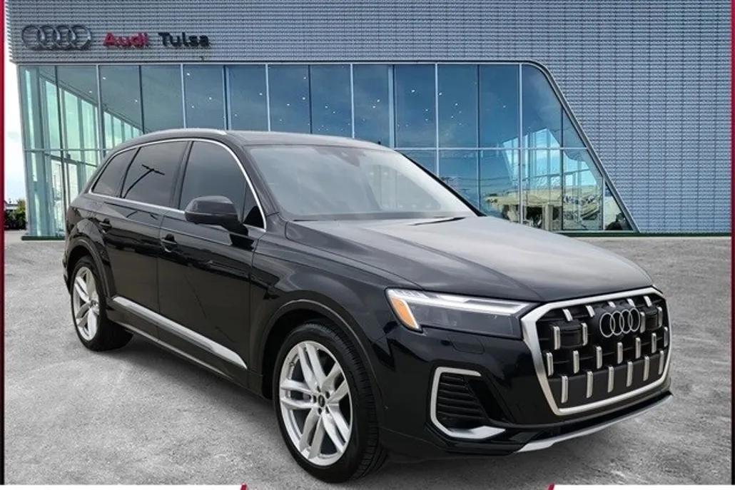 2025 Audi Q7 55 Premium Plus photo 1