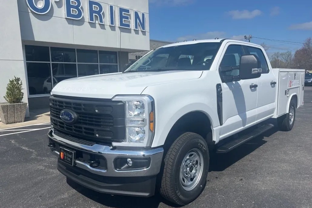 2025 Ford F-250 photo 1