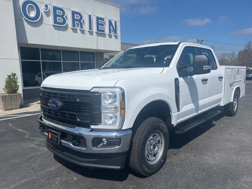 2025 Ford F-250 photo 1