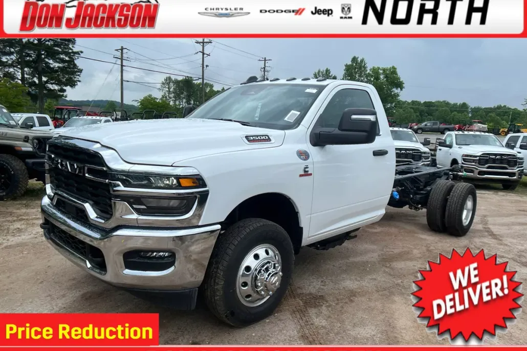 2025 Ram 3500 Tradesman photo 1