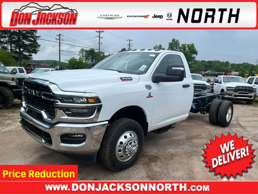 2025 Ram 3500 Tradesman photo 1