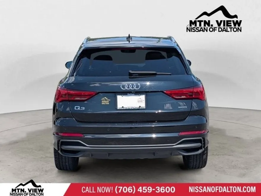 2024 Audi Q3 S line Premium photo 1