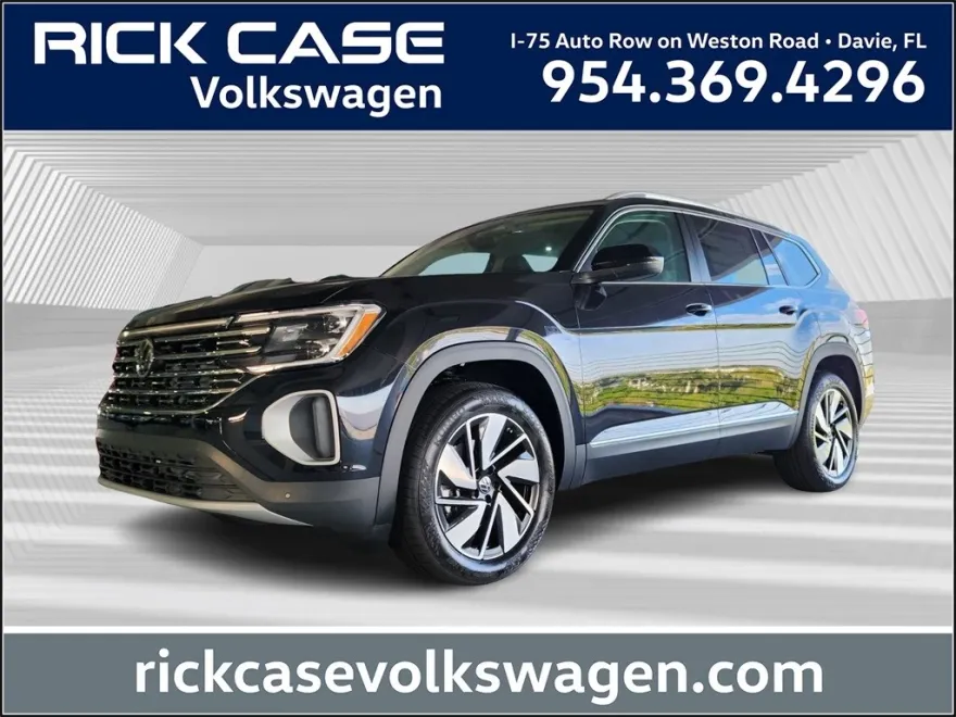 2025 Volkswagen Atlas SEL photo 1