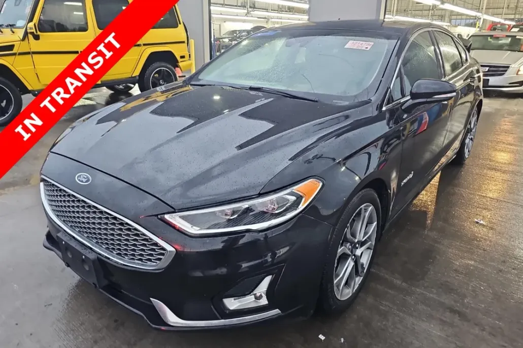 2019 Ford Fusion Hybrid Titanium photo 1