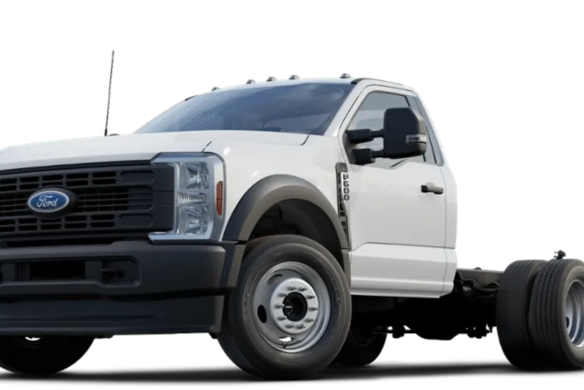 2024 Ford F-600 photo 1