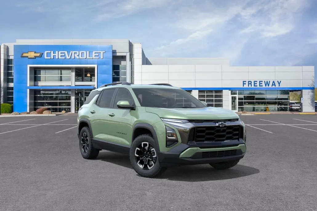 2026 Chevrolet Equinox ACTIV photo 1