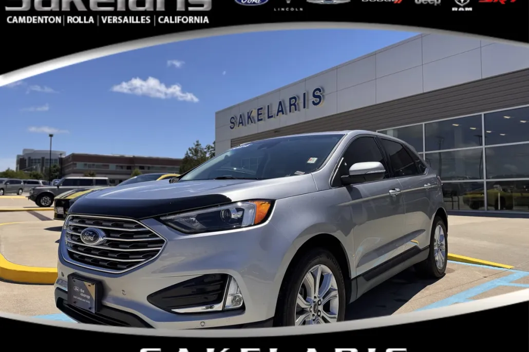 2024 Ford Edge Titanium photo 1