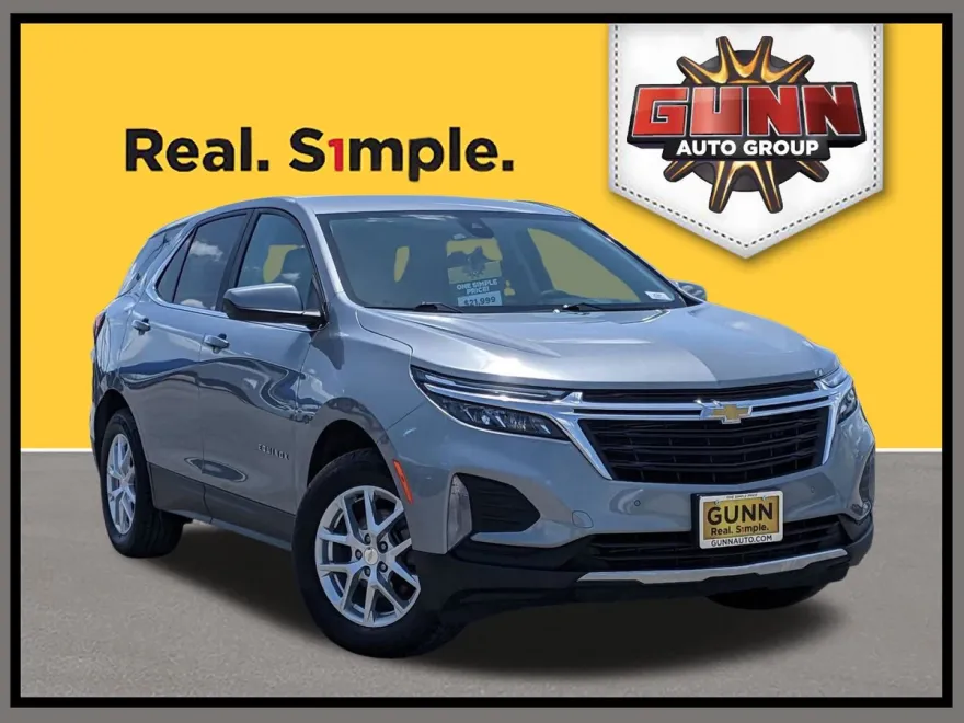 2023 Chevrolet Equinox LT photo 1