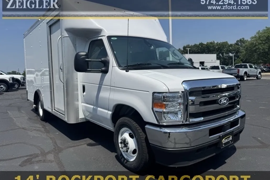 2026 Ford E-350 Base photo 1
