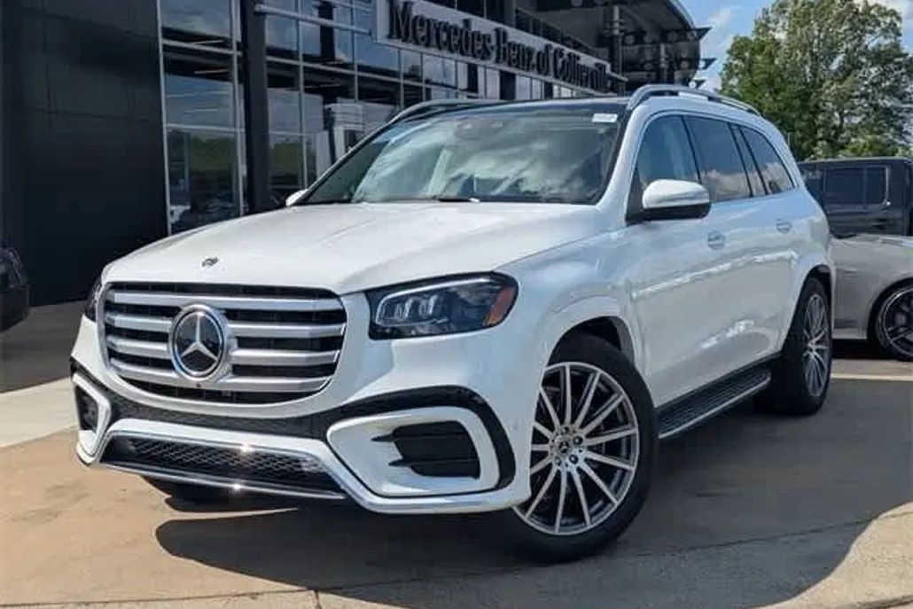 2025 Mercedes Benz GLS 450 4MATIC photo 1