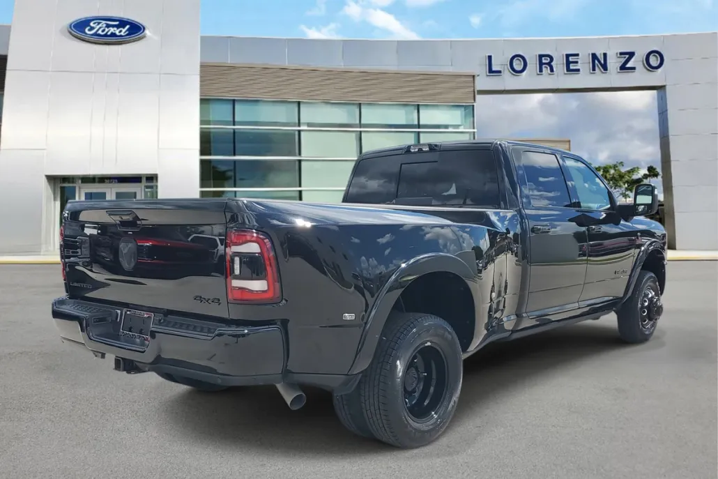 2023 Ram 3500 Limited photo 1