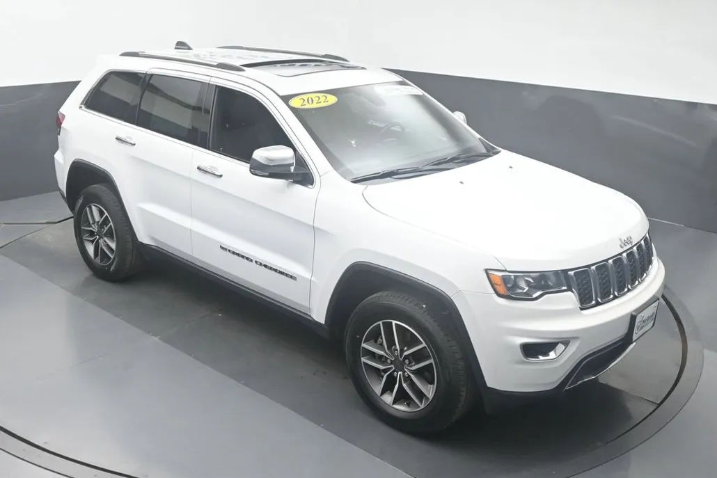 2022 Jeep Cherokee Limited photo 1