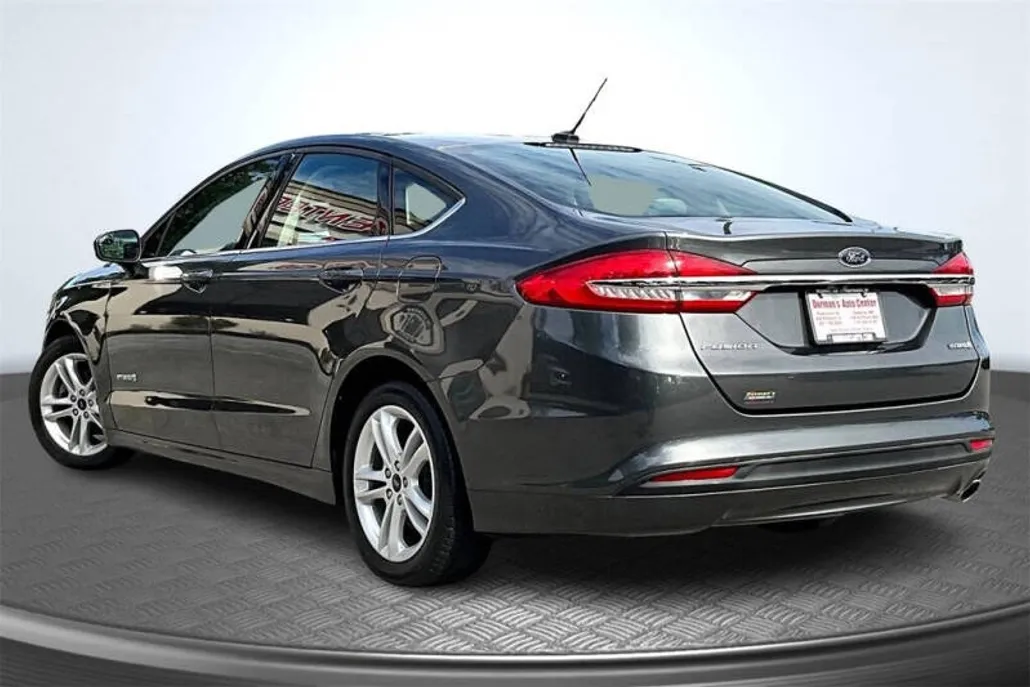 2018 Ford Fusion Hybrid S photo 1