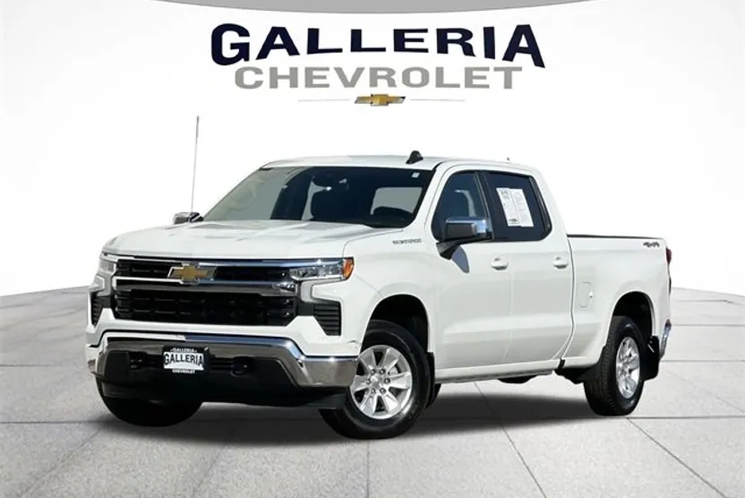 2025 Chevrolet Silverado 1500 LT photo 1