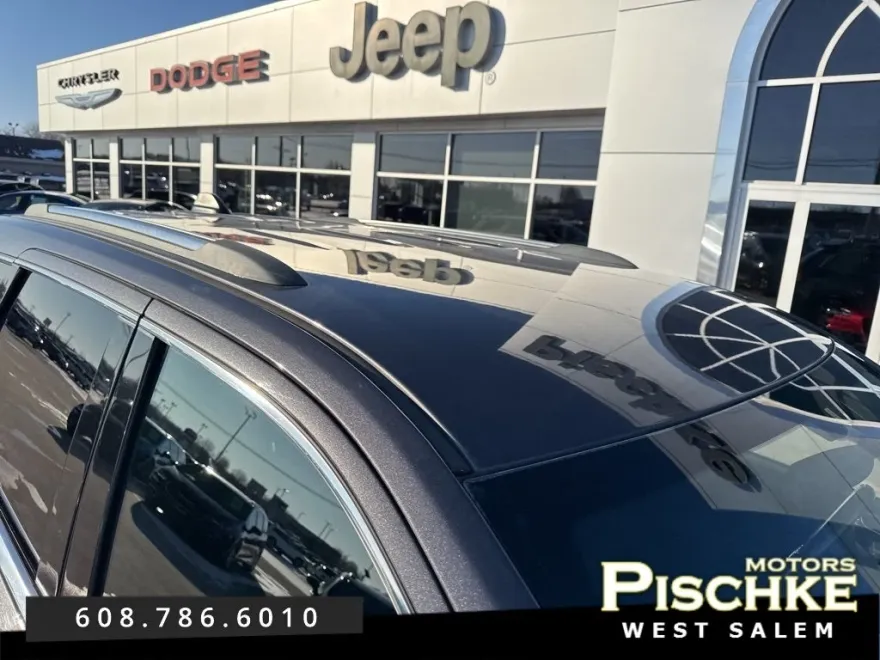 2018 Jeep Grand Cherokee Laredo E photo 22