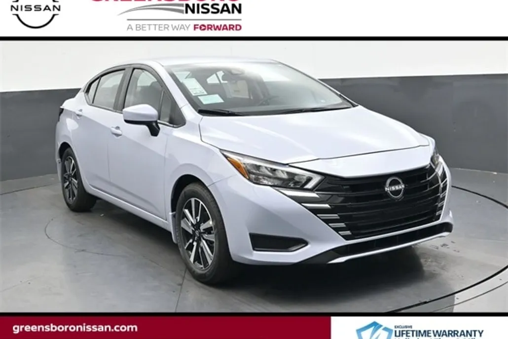 2025 Nissan Versa 1.6 SV photo 1