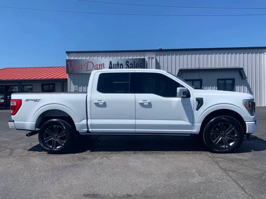 2023 Ford F-150 Lariat photo 1
