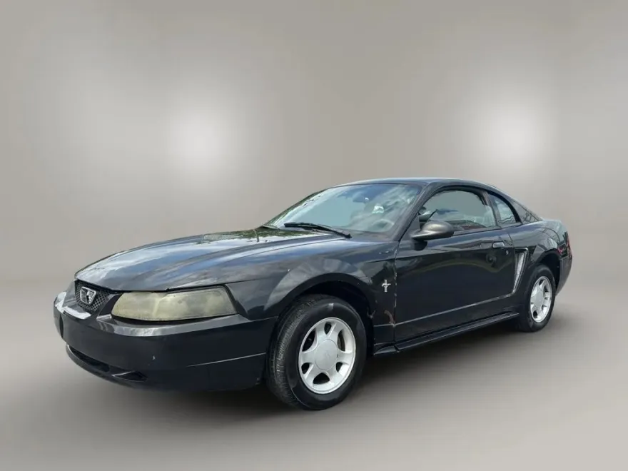 2001 Ford Mustang Base photo 1