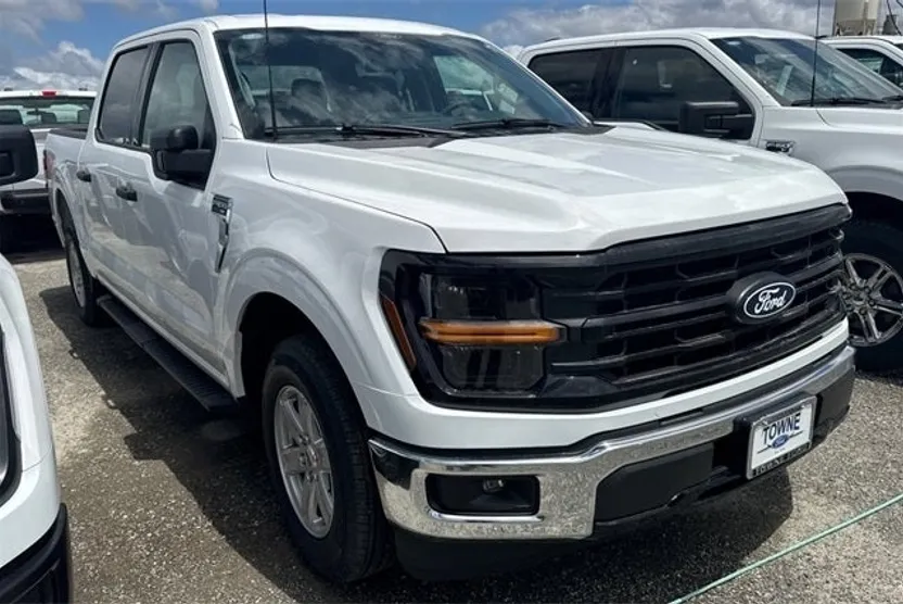 2025 Ford F-150 XLT photo 1