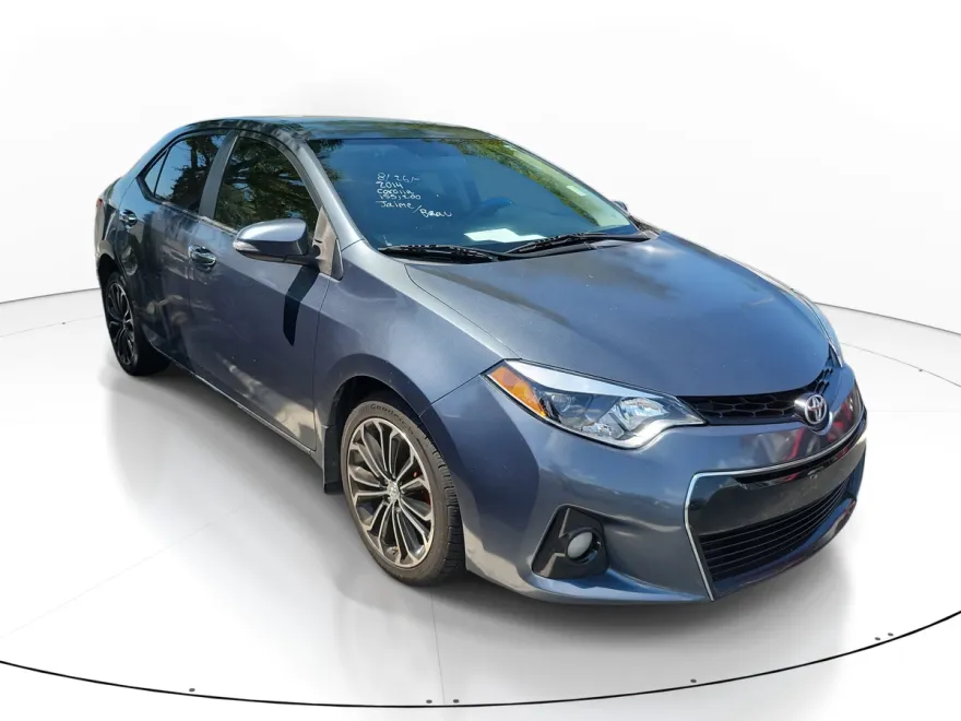 2014 Toyota Corolla Plus photo 1