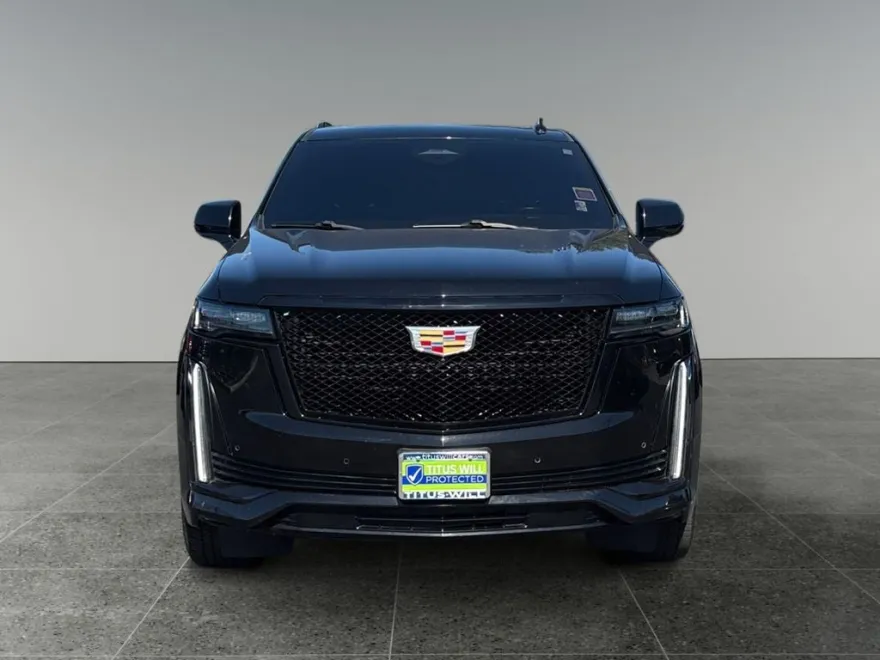 2023 Cadillac Escalade Sport photo 1