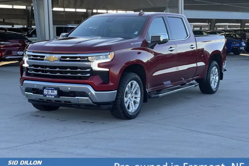 2023 Chevrolet Silverado 1500 LTZ photo 1