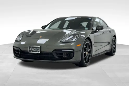 2023 Porsche Panamera 4 Platinum photo 3