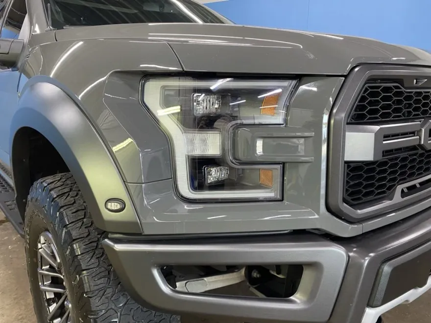 2020 Ford F-150 Raptor photo 1