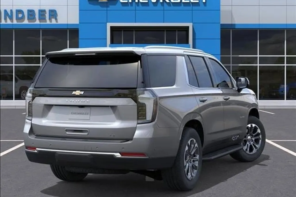 2025 Chevrolet Tahoe LT photo 1