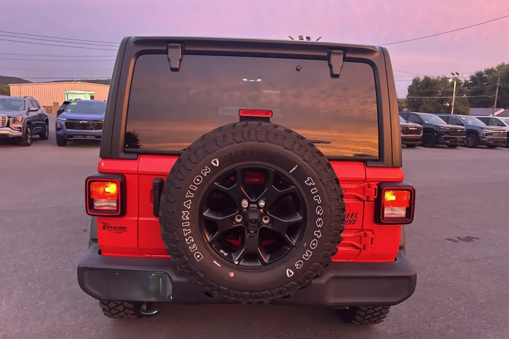2023 Jeep Wrangler Willys Two-Door photo 1