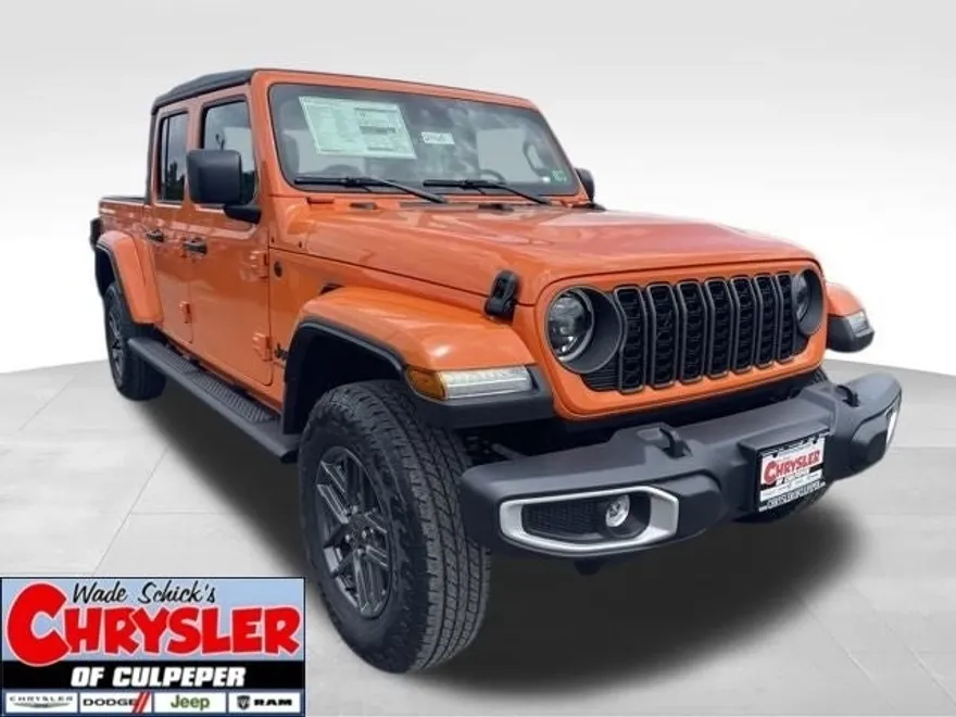 2025 Jeep Gladiator Sport photo 1
