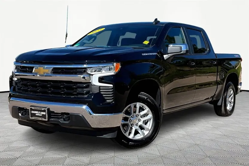 2023 Chevrolet Silverado 1500 LT photo 1