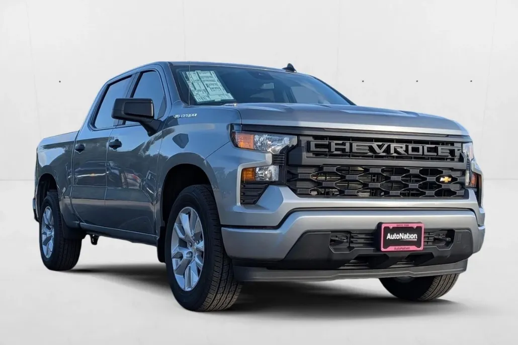 2026 Chevrolet Silverado 1500 Custom photo 1