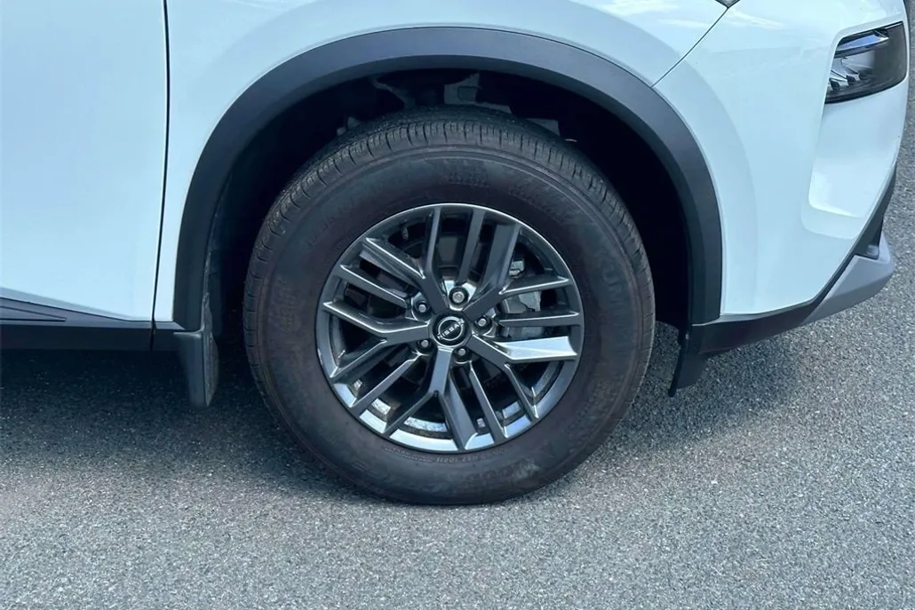 2023 Nissan Rogue S photo 1