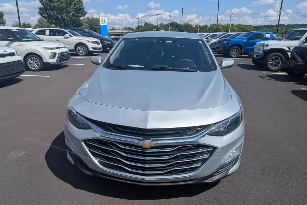 2020 Chevrolet Malibu 1LT photo 1