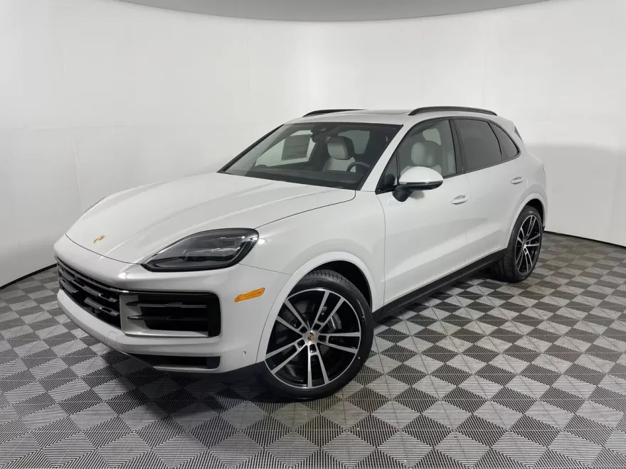 2026 Porsche Cayenne photo 1