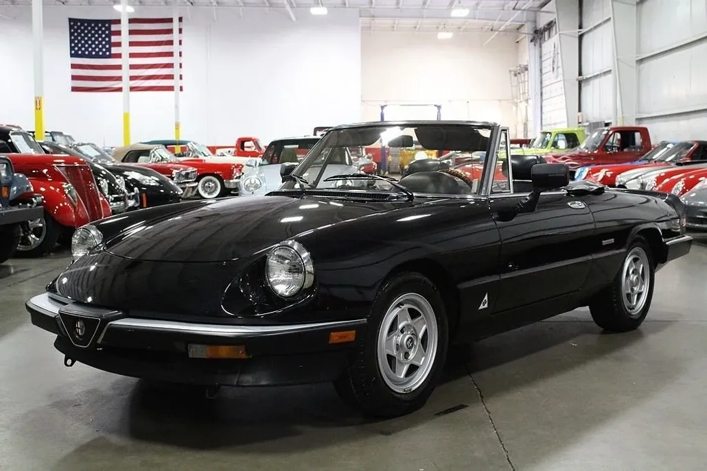 1986 Alfa Romeo Spider VELOCE photo 1