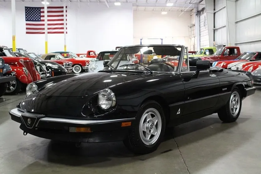 1986 Alfa Romeo Spider VELOCE photo 1