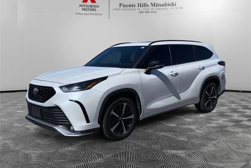 2021 Toyota Highlander XSE photo 1