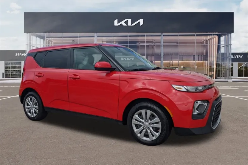 2020 Kia Soul LX photo 1
