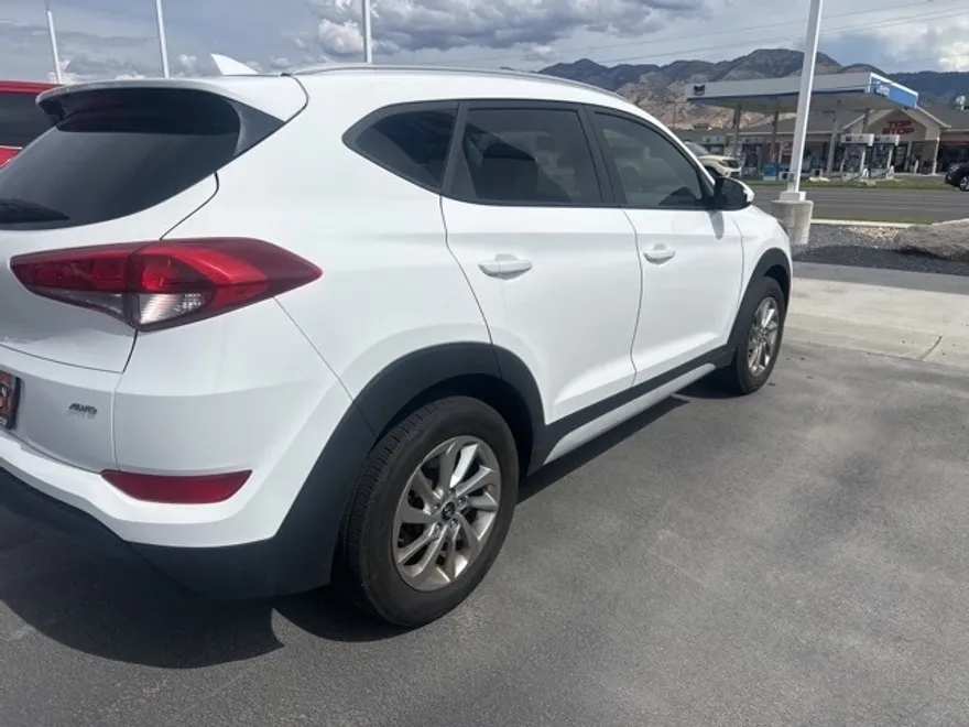2018 Hyundai Tucson SEL photo 1