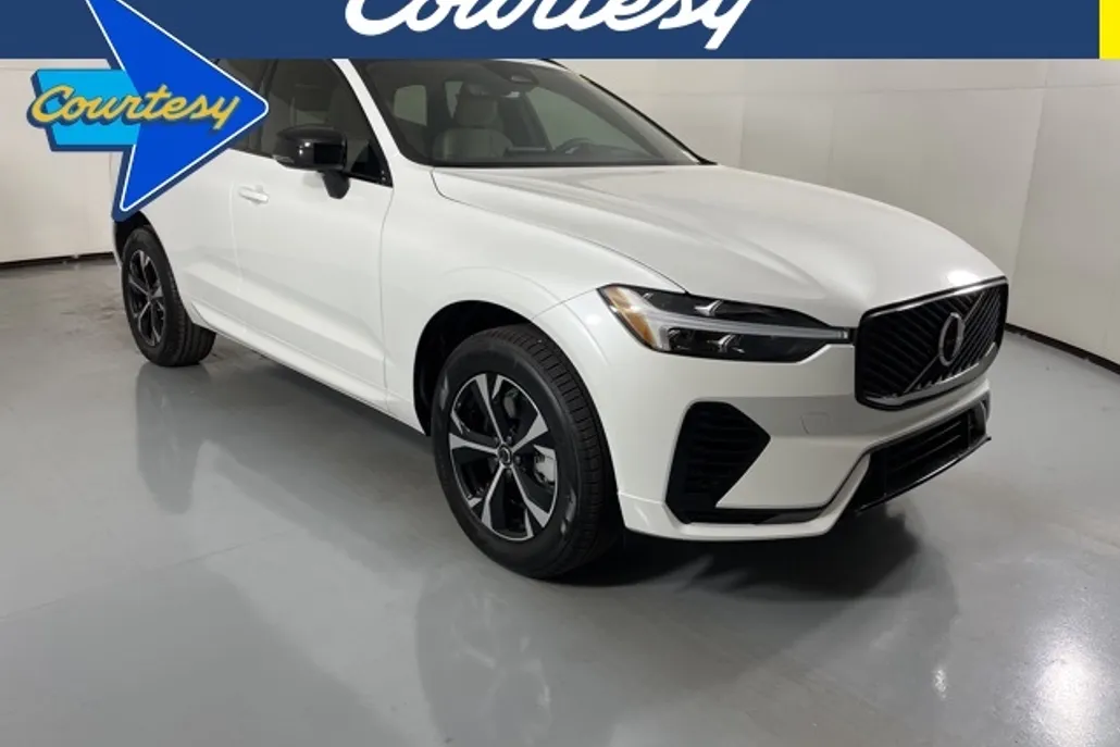 2026 Volvo XC60 Hybrid T8 Core photo 1