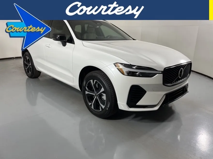 2026 Volvo XC60 Hybrid T8 Core photo 1