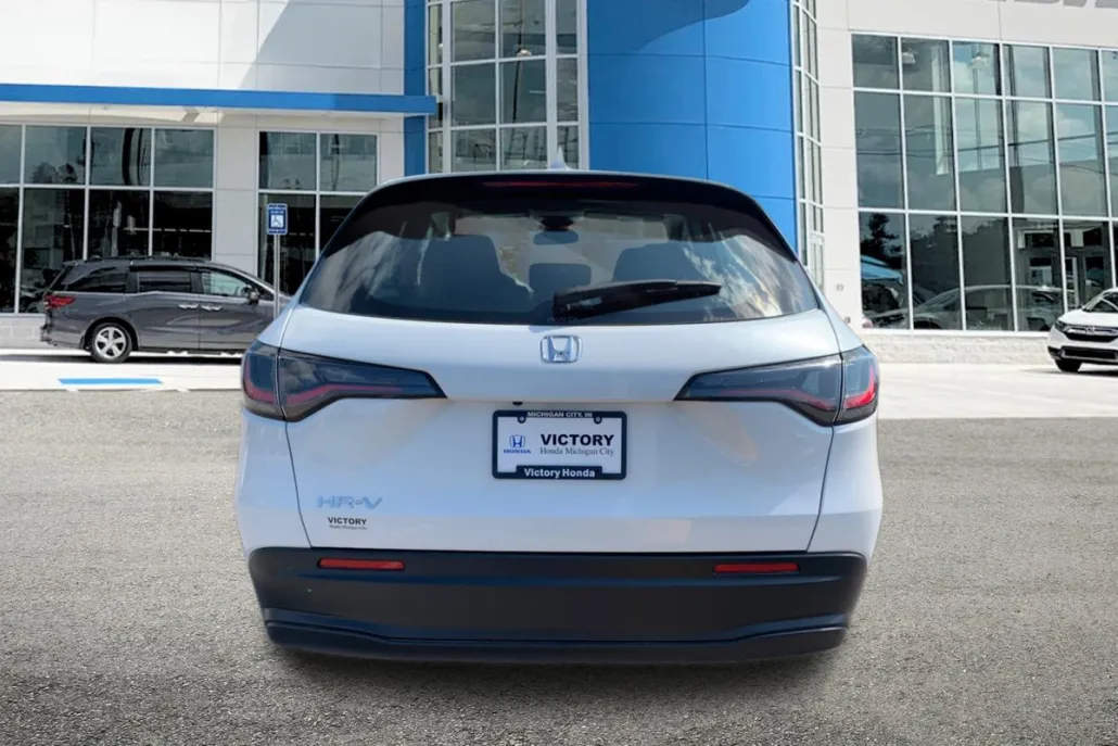 2024 Honda HR-V LX photo 1