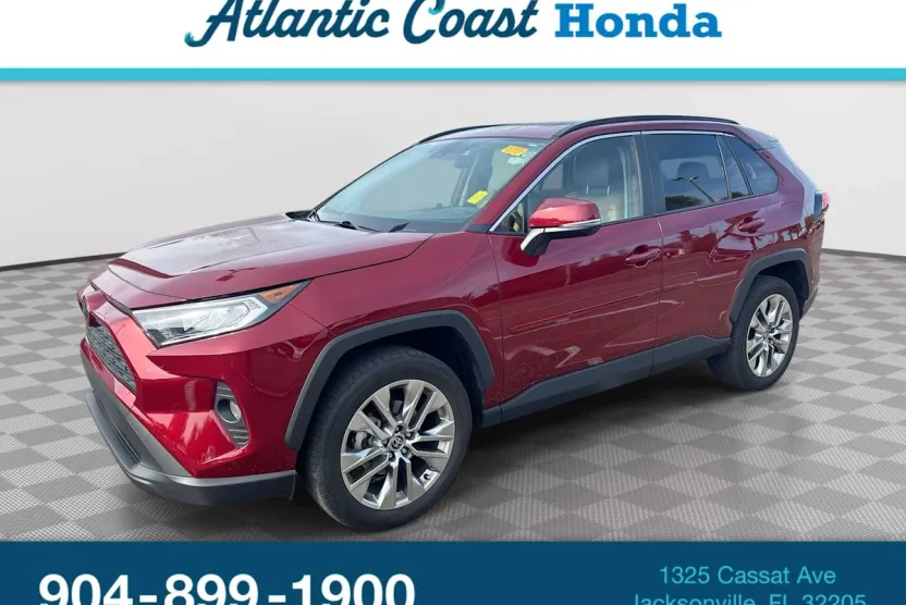 2021 Toyota RAV4 XLE Premium photo 1