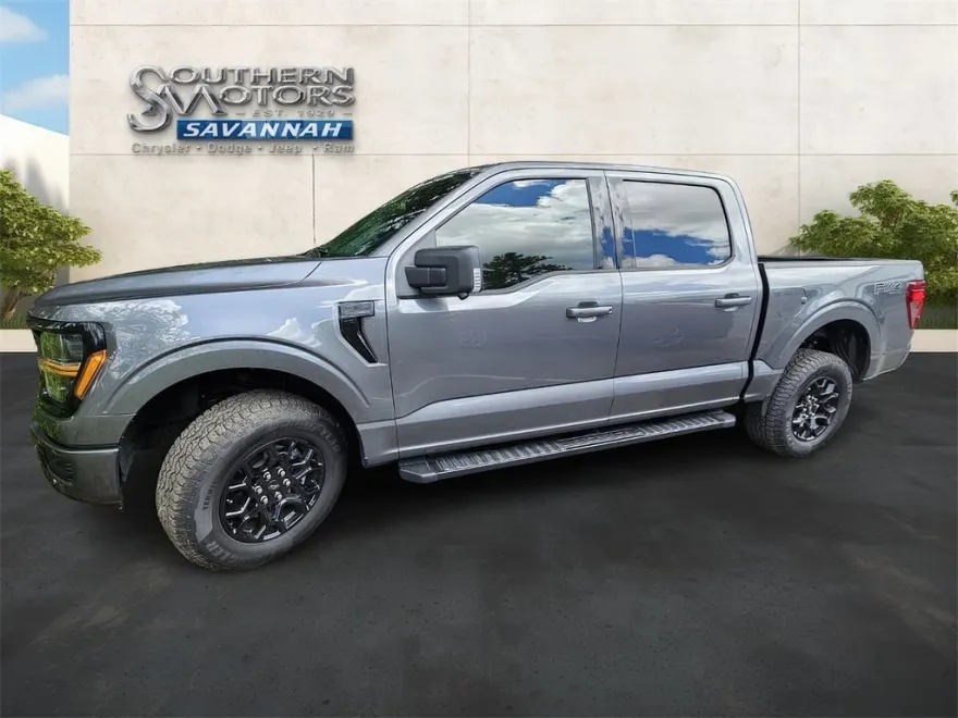 2025 Ford F-150 XLT photo 1