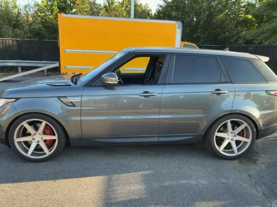 2016 Land Rover Range Rover Sport SuperCharged photo 1