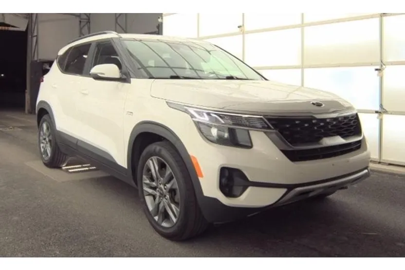 2021 Kia Seltos S photo 1