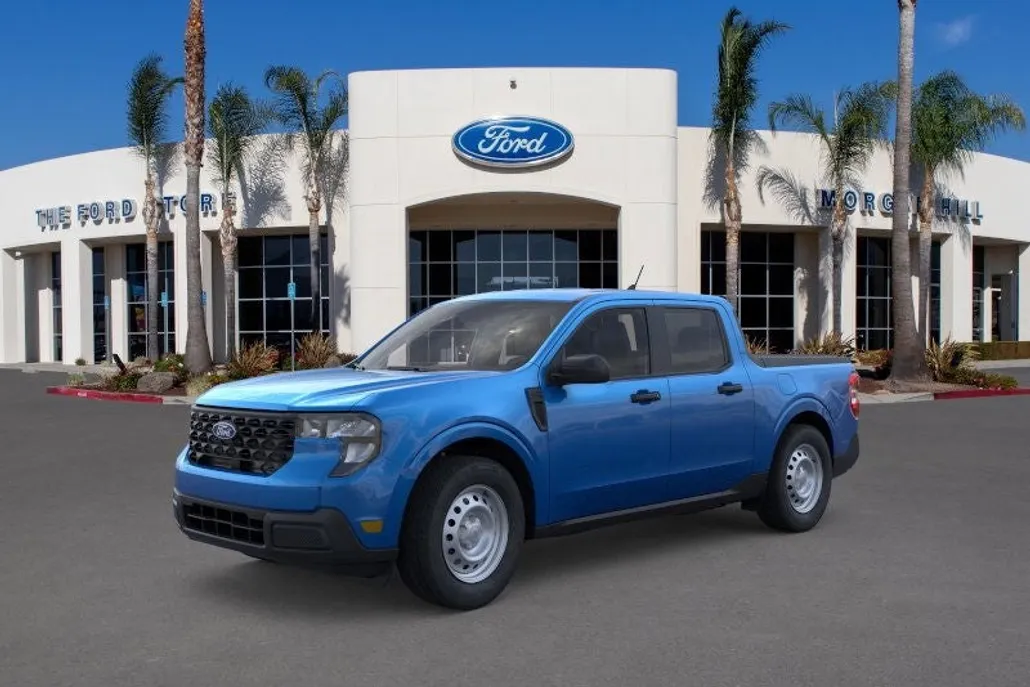 2025 Ford Maverick XL photo 1