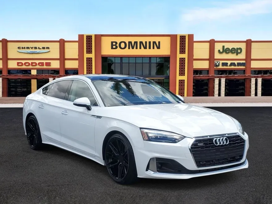 2022 Audi A5 Premium Plus Quattro photo 1